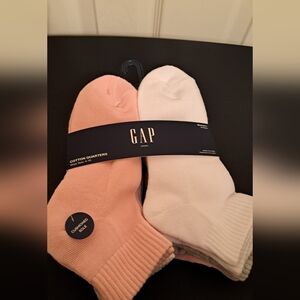 GAP 6Pairs  Womens Cotton Quarters NWT